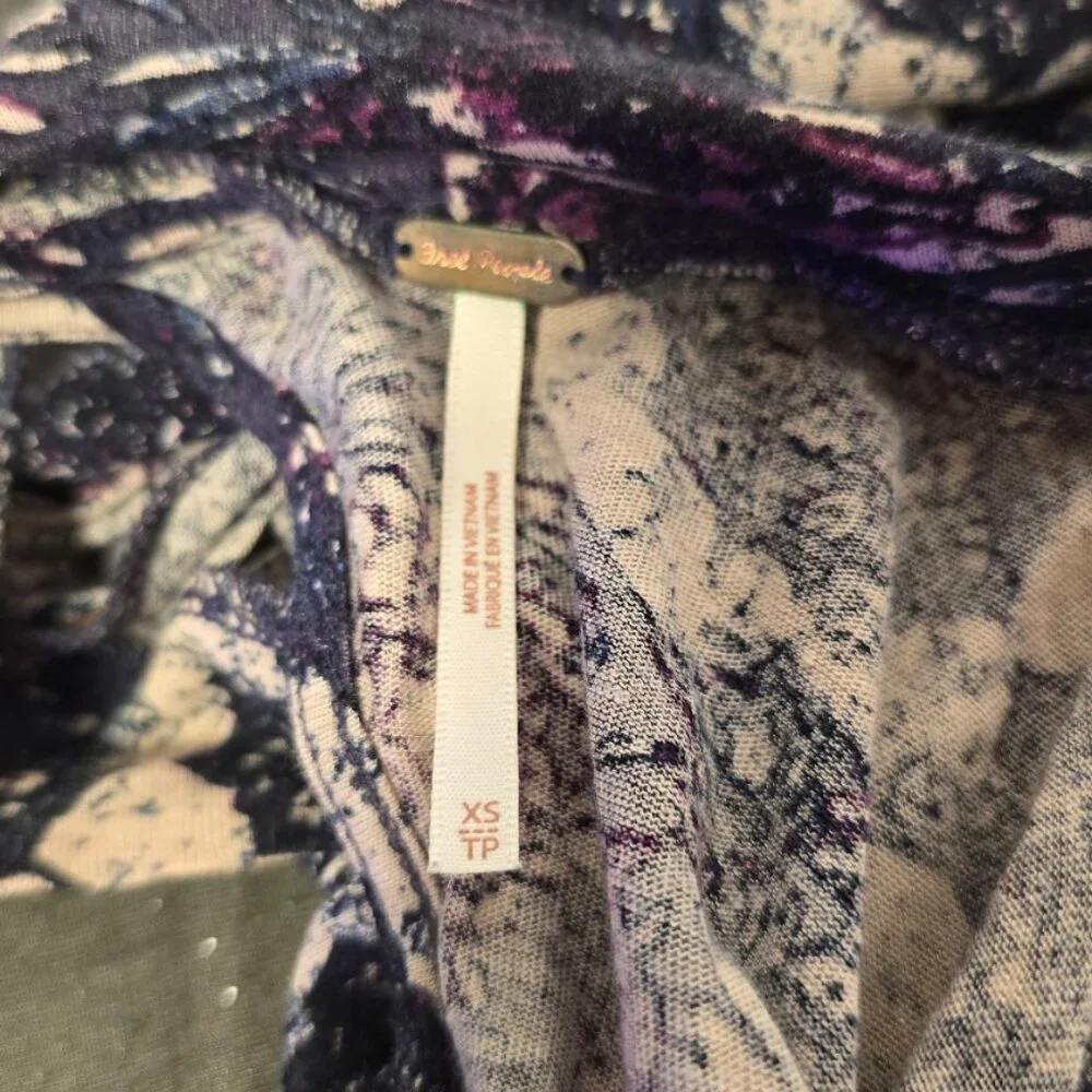 FREE PEOPLE XS Annabelle Tunic in Plum Combo - Picture 4 of 5